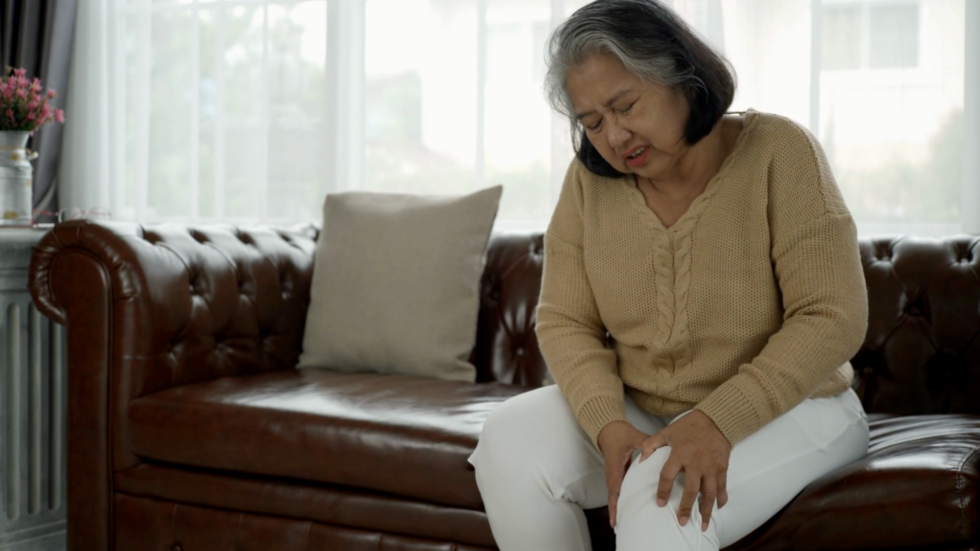 Effective Alternatives to Knee Replacement Surgery Singapore Paincare